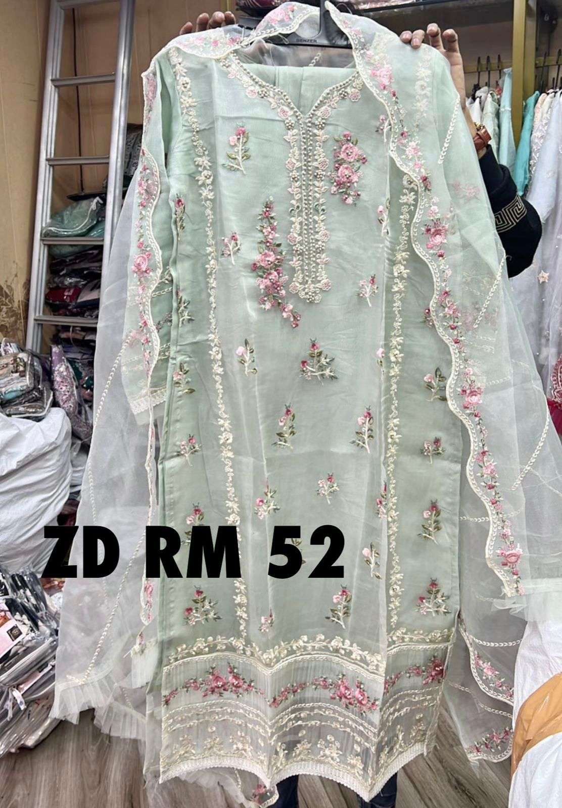 ZIAAZ DESIGNS RM-52 PAKISTANI STITCHED COLLECTION WHOLESALER IN SURAT 