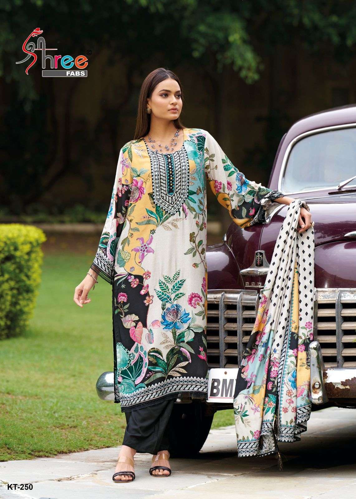 SHREE FAB KT 250 FANCY PAKISTANI MUSLIN LADIES SUIT WHOLESALER 2025