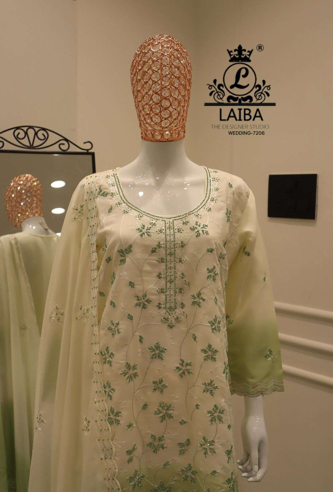 LAIBA 7206 STAR GEORGETTE SALWER KAMEEZ SUIT WHOLESALER BEST RATE 