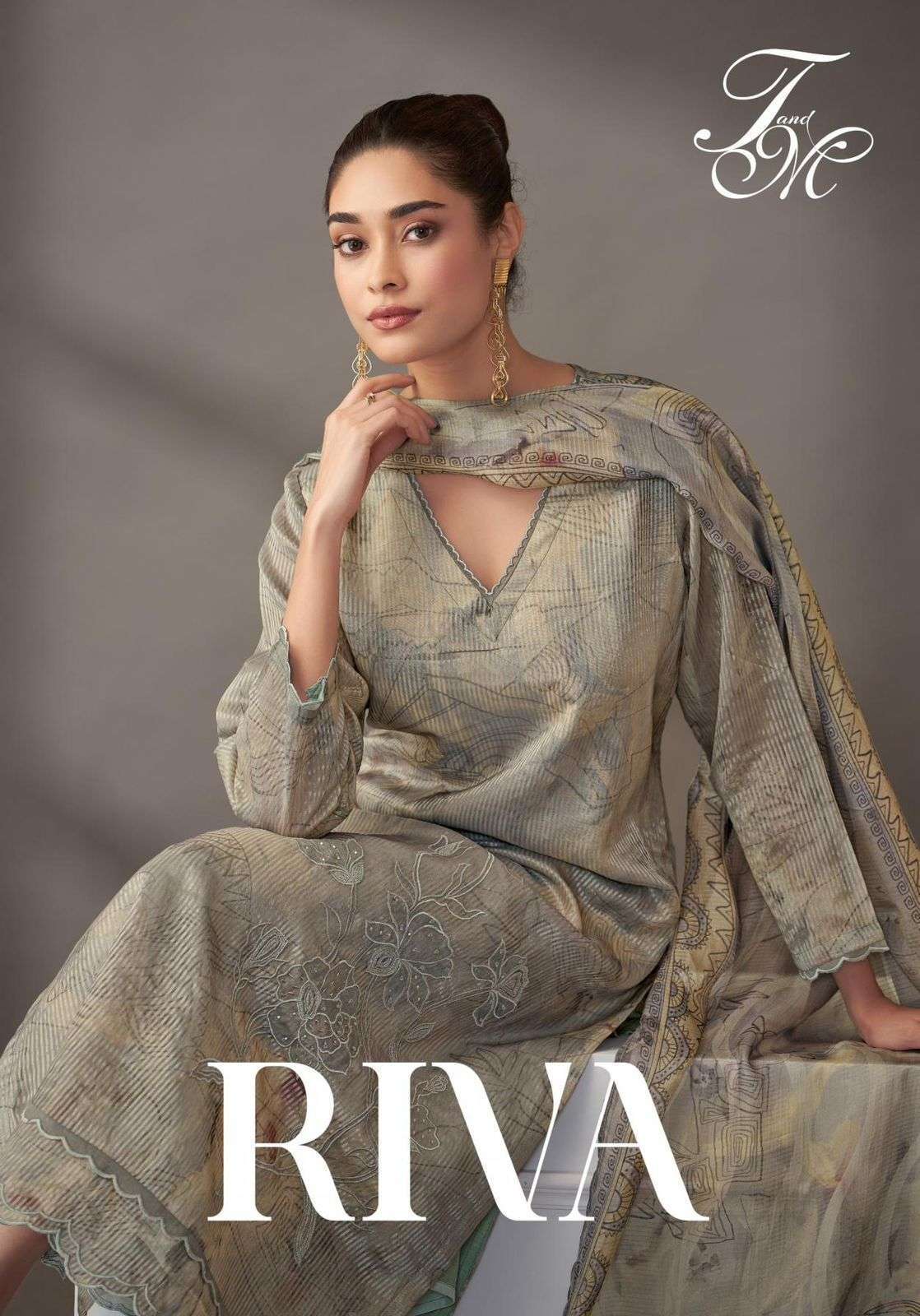 T AND M DESIGNER RIVA PURE SILK SUIT WHOLESALER BEST RATE DEALER 