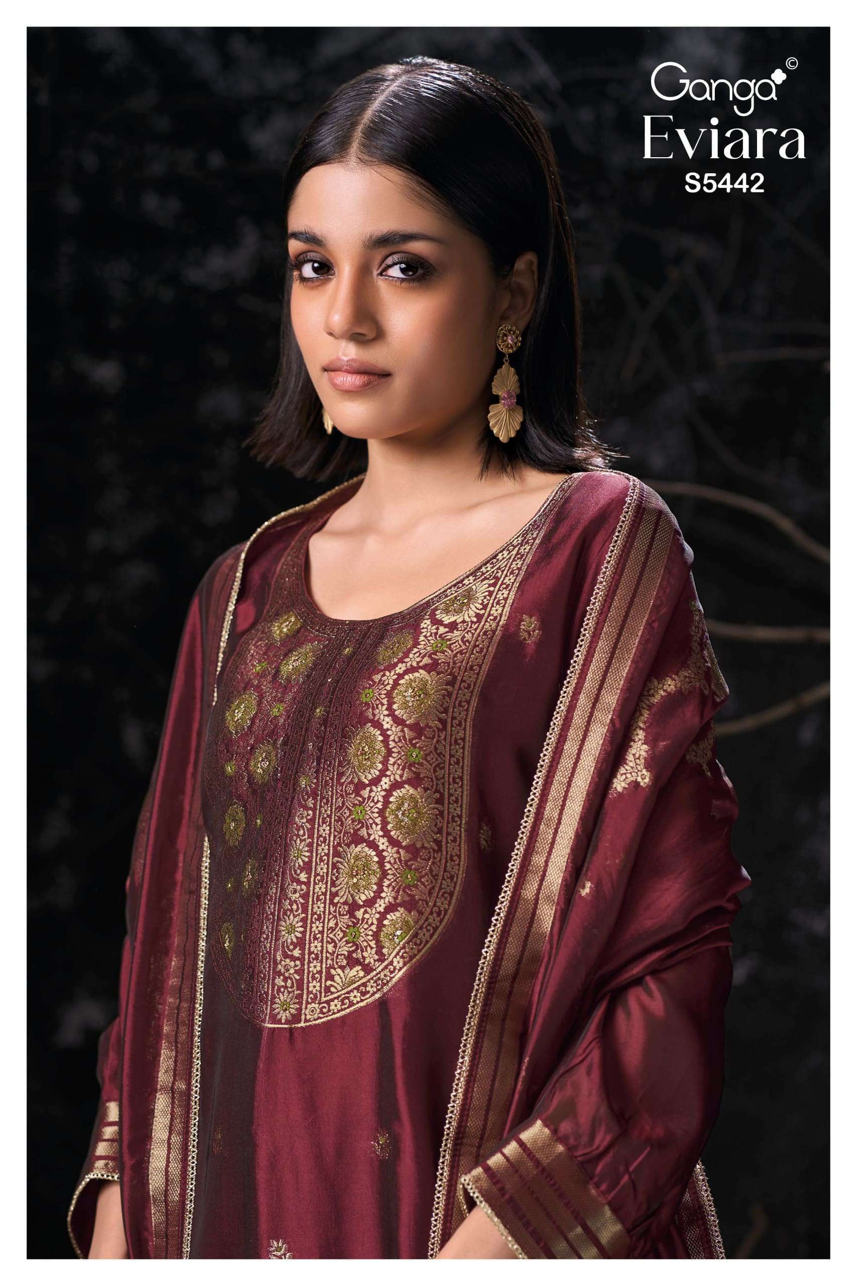 Ganga Fashion Eviara 5442 Jacquard Silk Collection