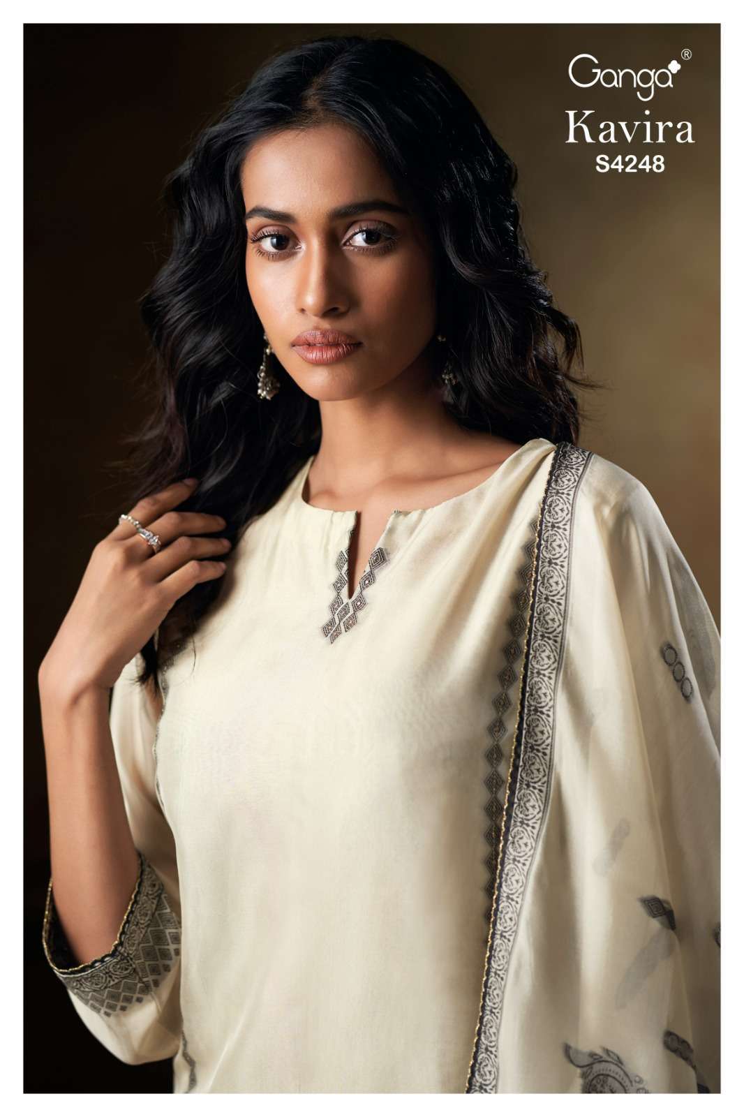 Ganga Fashion Kavira 4248 Pure Woven Silk Wholesale Catalogue