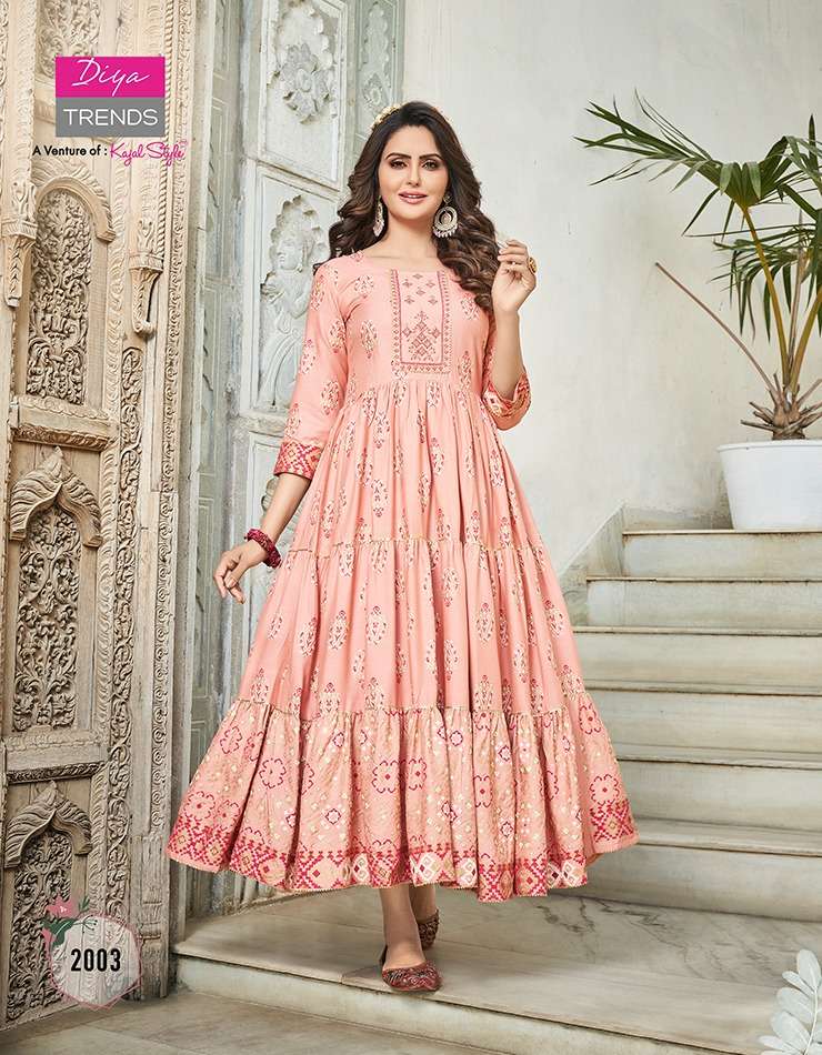 Stitched Stretchable Silk Gown Style Kurti, Dry clean at Rs 845 in Surat