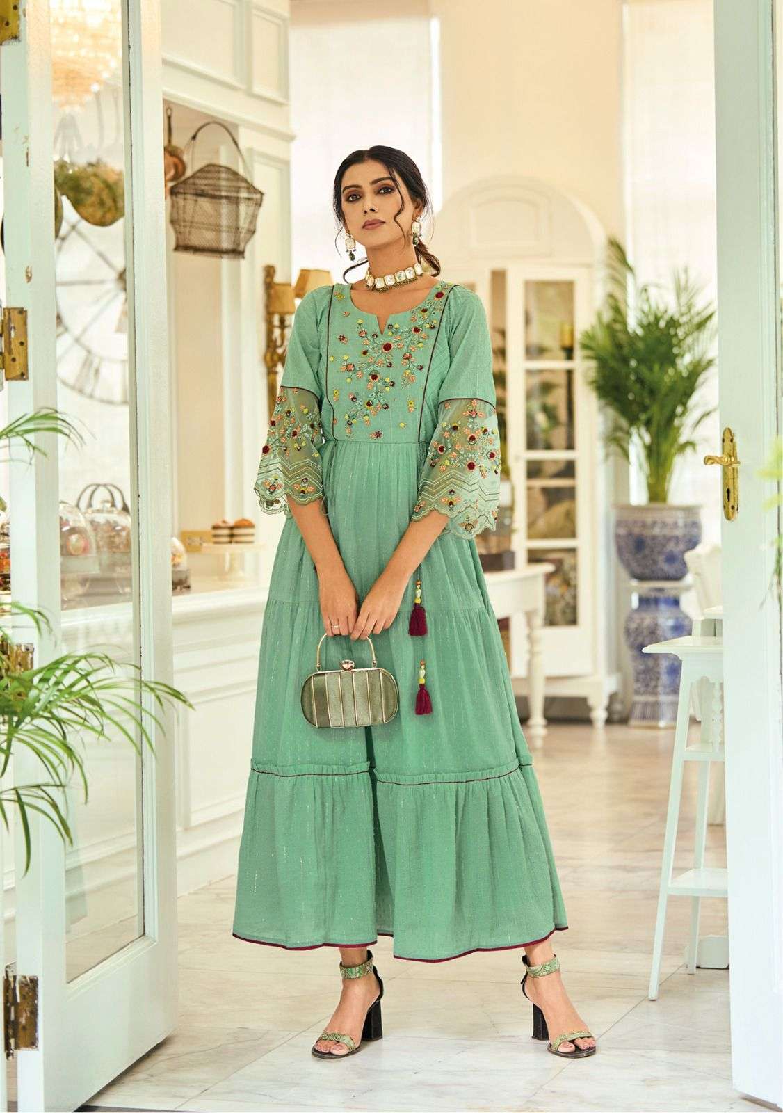 KAILEE PREMIUM WOMANIYA SERIES CATALOGUE PAKISTANI LUXURY WEAR COLLECTION 