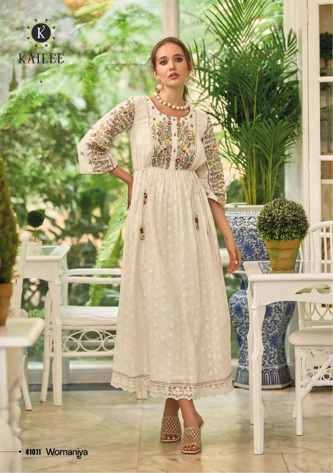 KAILEE PREMIUM WOMANIYA SERIES CATALOGUE PAKISTANI LUXURY WEAR COLLECTION 