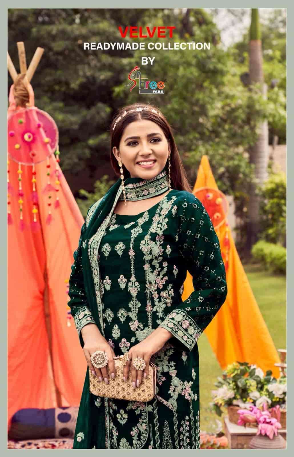 SHREE FAB R 1048 COLORS PAKISTANI READYMADE VELVET SUIT SUPPLIER 