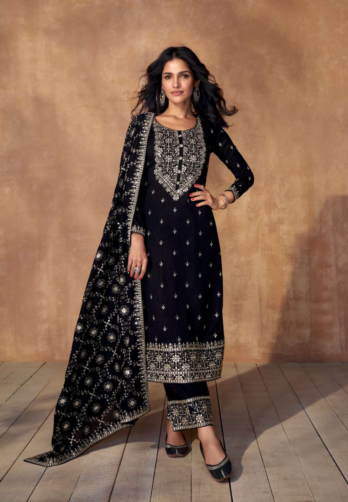 AASHIRWAD CREATION PRESENT NEW PARTY WEAR SAFEENA CATALOGUE COLLECTION 