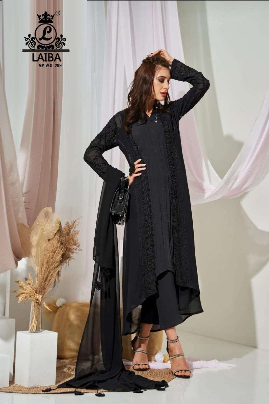 Pakistani Clothing Online - Buy Pakistani Suits, Dresses & Designers  Clothes in UK