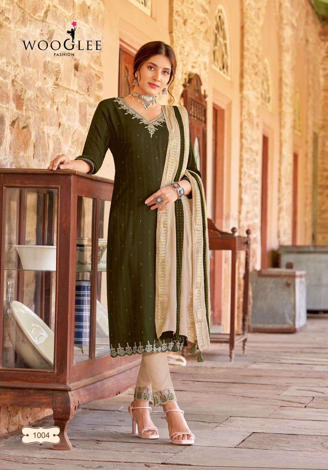 WOOGLEE KAAVISHA RAYON KURTI PANT WITH DUPATTA LATEST CATALOGUE 