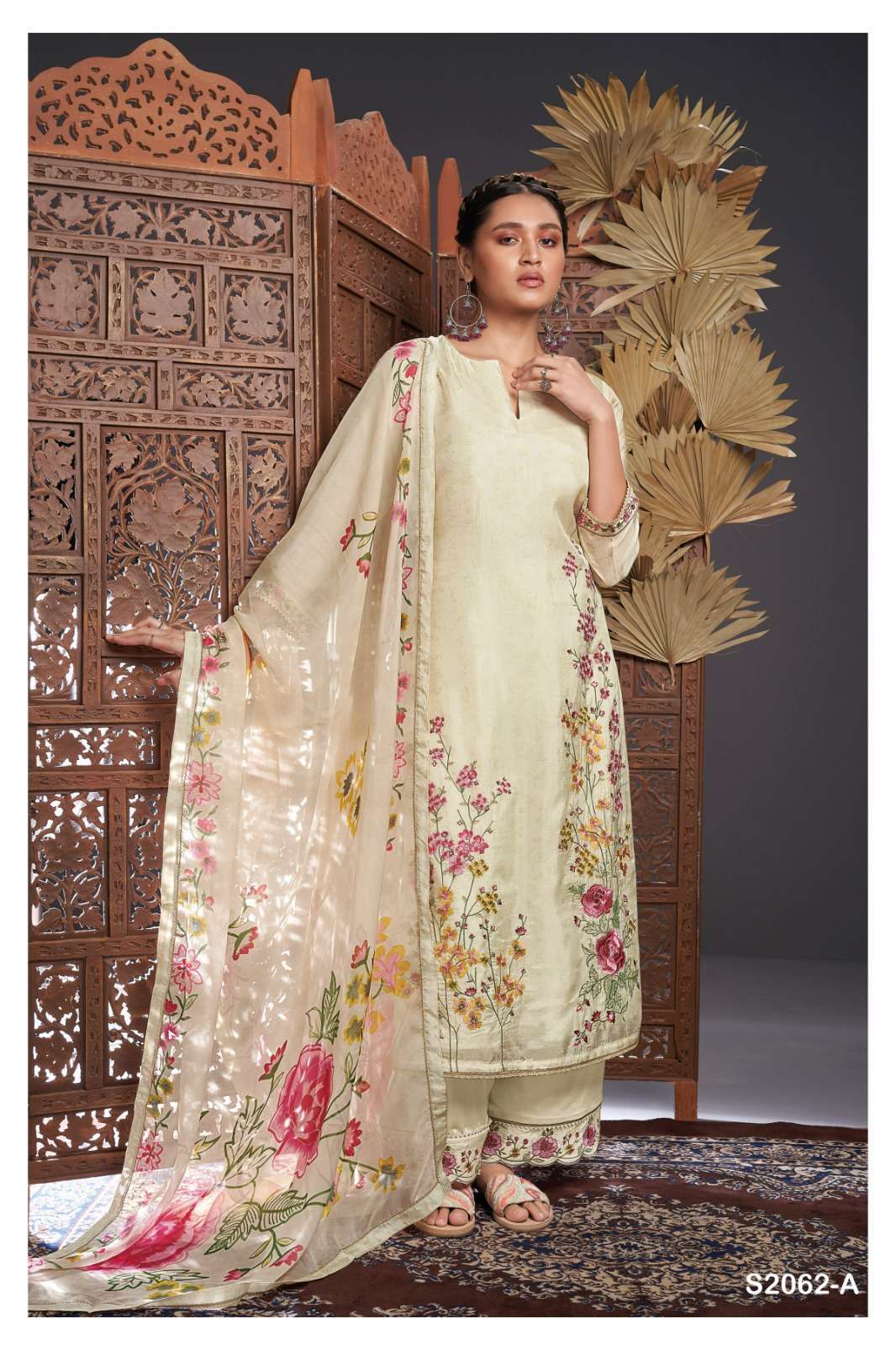 Best suit design for ladies new arrivals