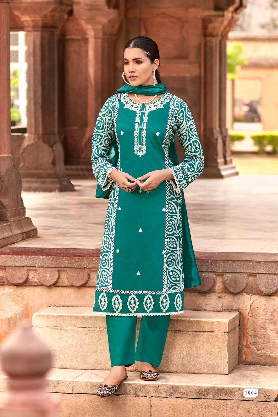 OSSM PRESENT LATEST CATALOGUE BATIK VOL 3 PREMIUM DESIGNS KURTI PANT WITH DUPATTA LATEST CATALOGUE 2024