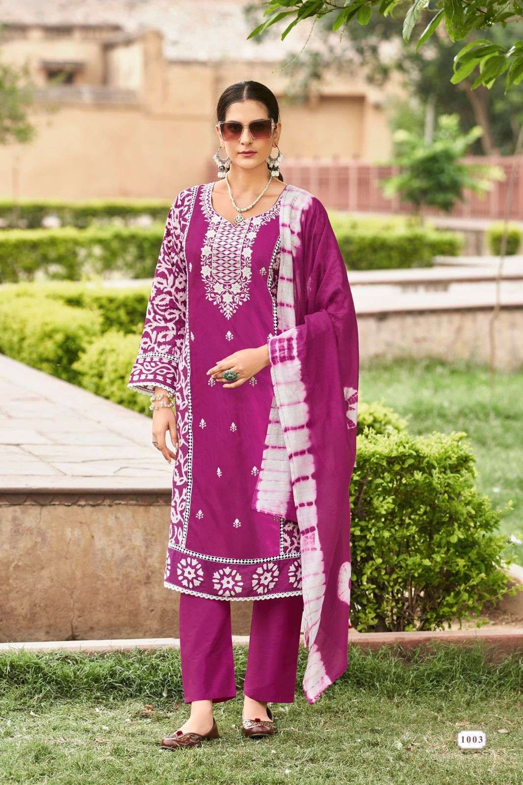 OSSM PRESENT LATEST CATALOGUE BATIK VOL 3 PREMIUM DESIGNS KURTI PANT WITH DUPATTA LATEST CATALOGUE 2024