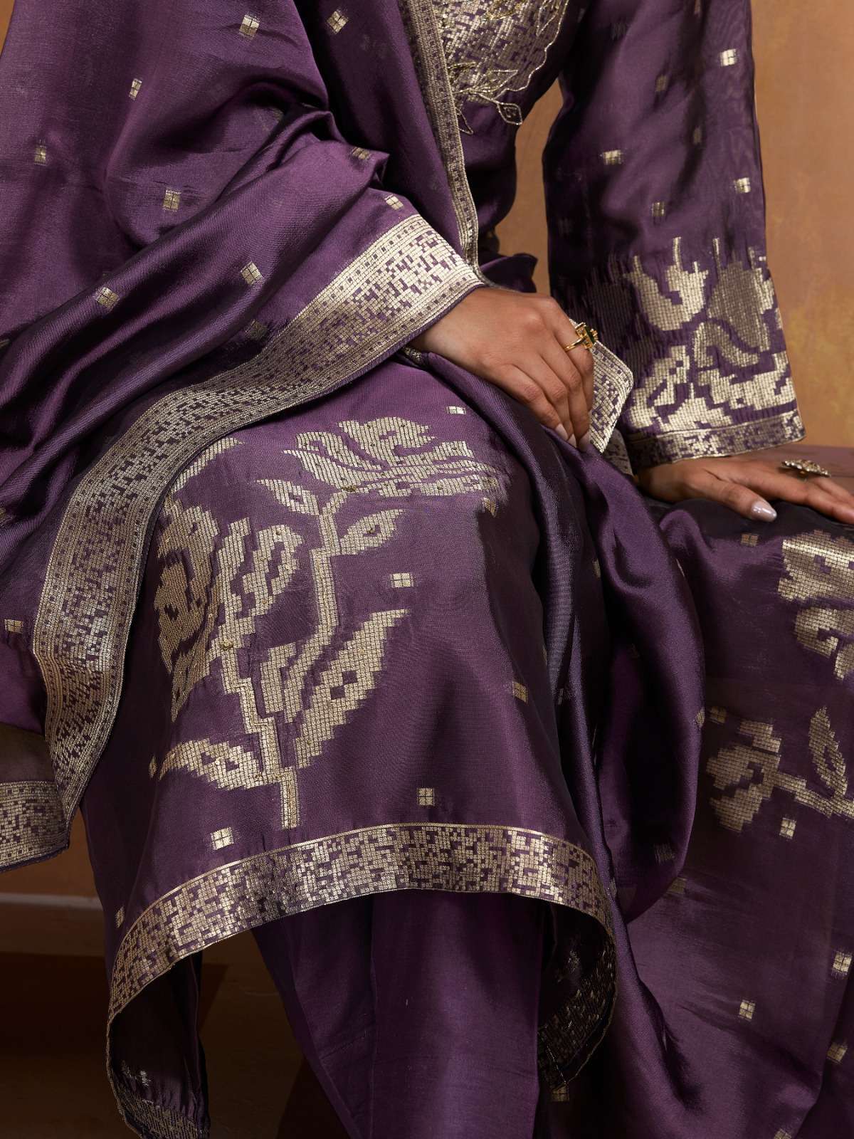 IBIZA ANAISHA JACQUARD BANGLORY SILK DESIGNER SUIT CATALOG EXPORTER IBIZA SUIT