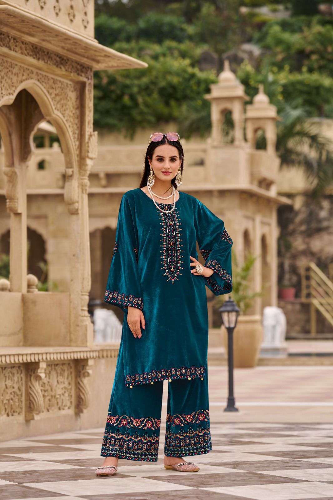 SHREE FAB R 1462 COLORS PAKISTANI VELVET CORD SET COLLECTION BEST RATE EXPORTER SHREE FAB DESIGN