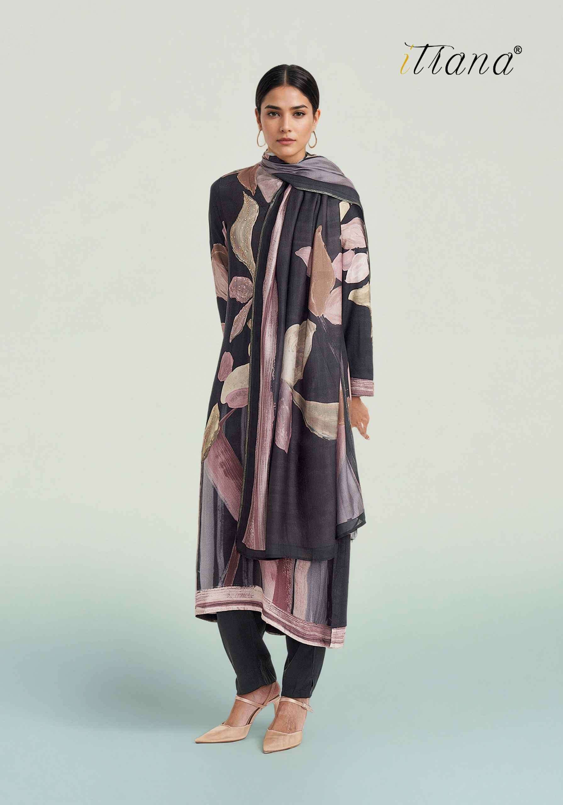 ITRANA ZEENAT DIGITAL PRINTS STAPLE TWILL WINTER SUIT CATALOGUE WHOLESALE PRICE 