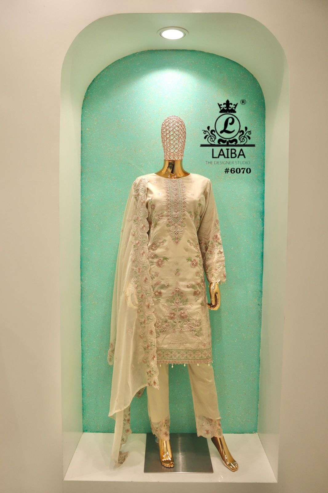 LAIBA 6070 READYMADE ORGANZA PAKISTANI SUIT CATALOG DEALER 2024