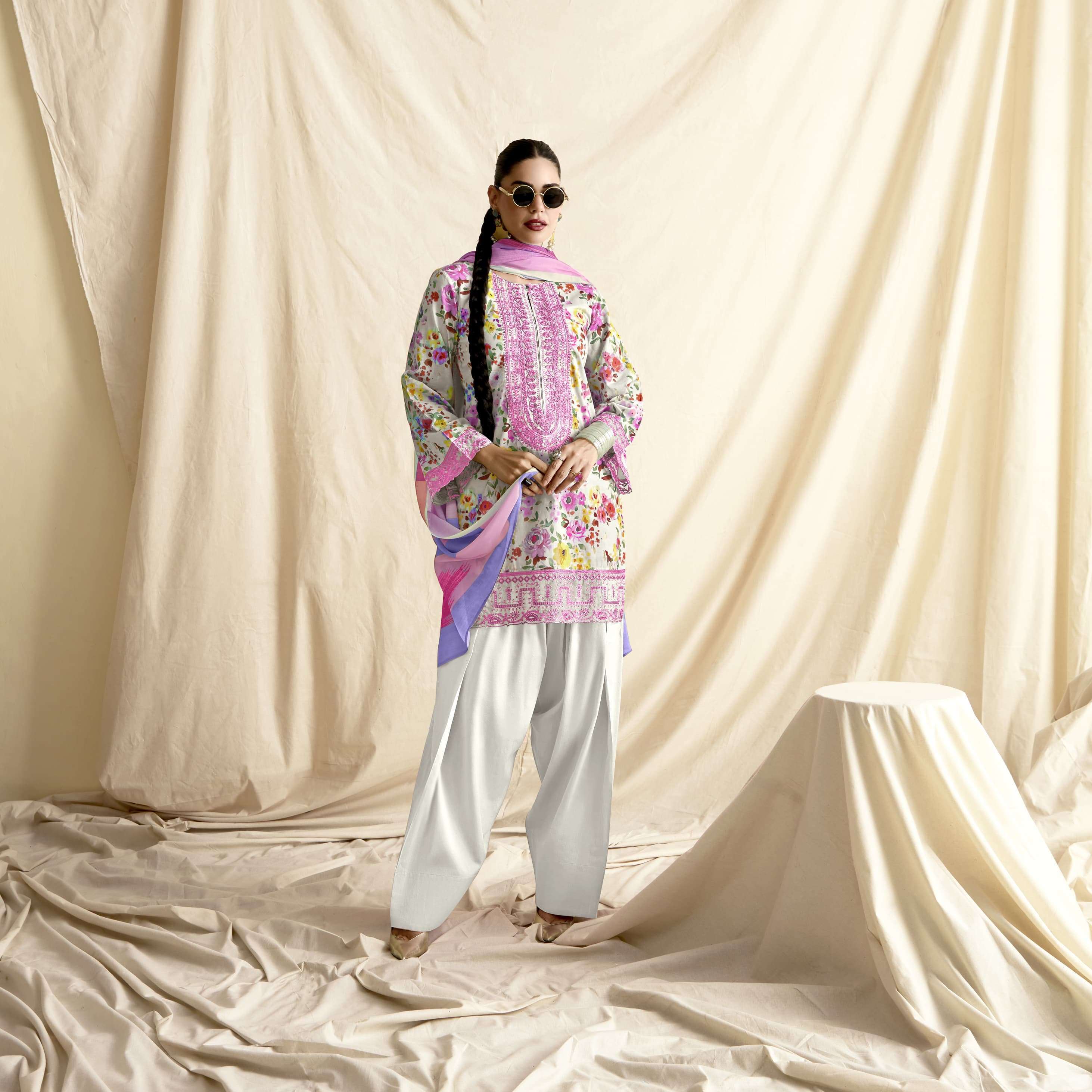 KIMORA SOHNI CANVAS HIT DESIGN LADIES SUIT CATALOG BEST RATE 