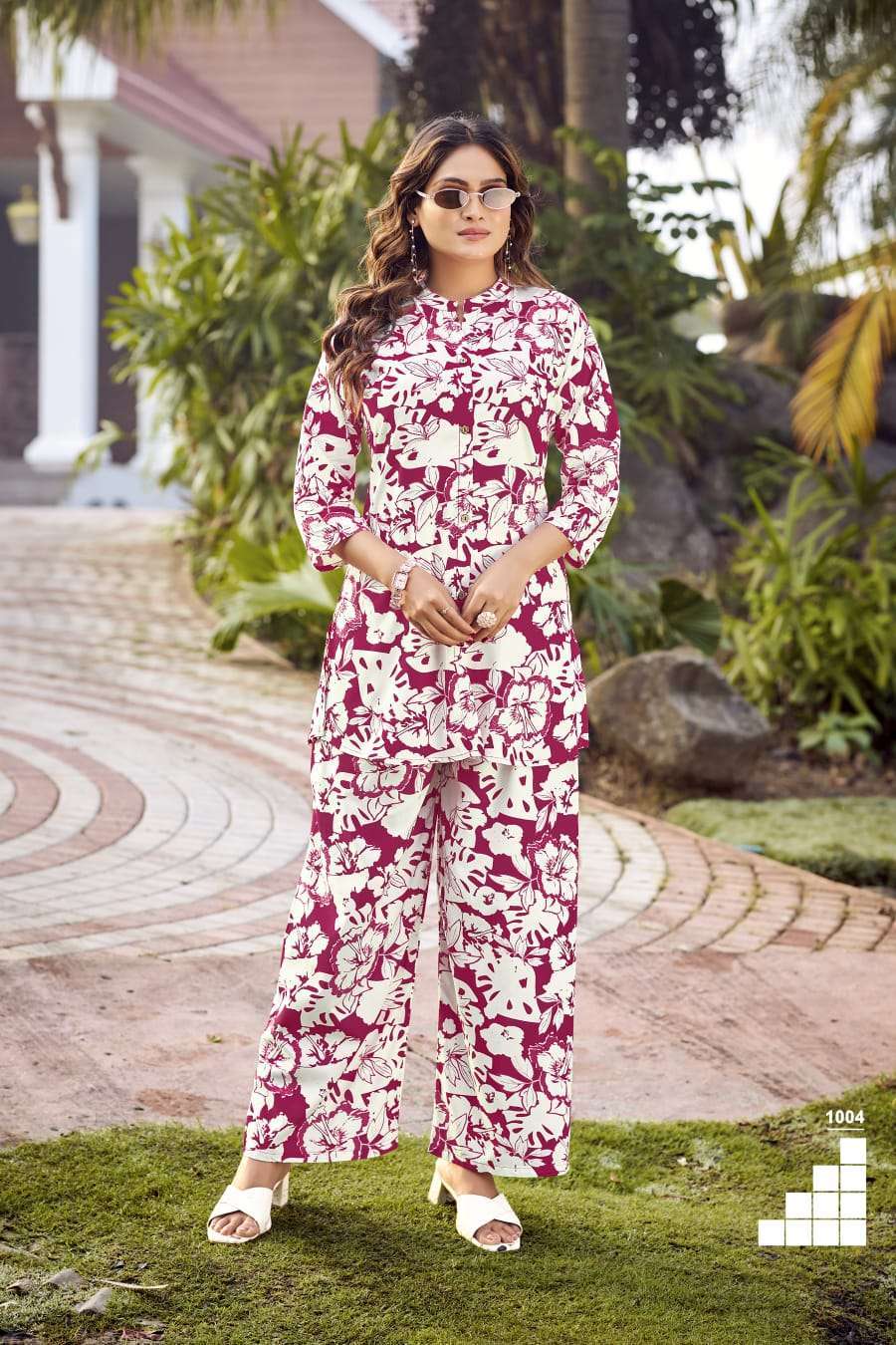 TIPS AND TOPS FASHION BEATS VOL 10 PRINTED RAYON CORD SET CATALOG DEALER