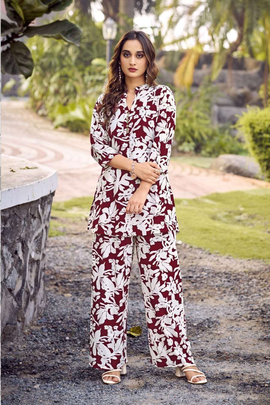 TIPS AND TOPS FASHION BEATS VOL 10 PRINTED RAYON CORD SET CATALOG DEALER