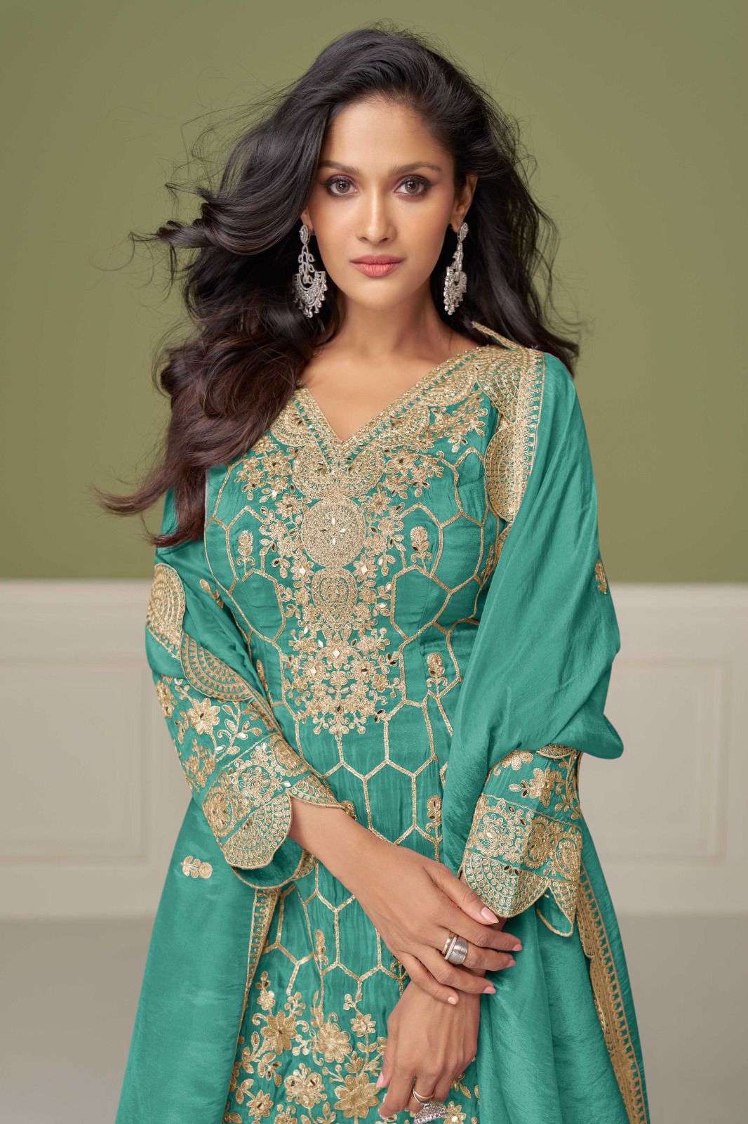 GULKAYRA DESIGNER ALEENA 7554 SIMAR SILK PARTYWEAR SHARARA SUIT CATALOG EXPORTER 2025