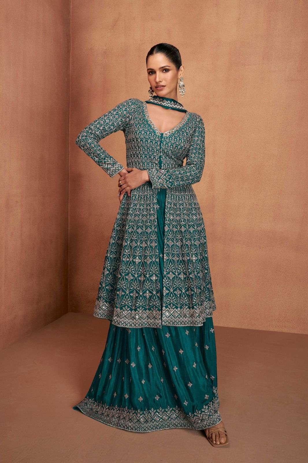 GULKAYRA DESIGNER VIANA 7479 COLORS PARTYWEAR COLLECTION BEST RATE DEALER 