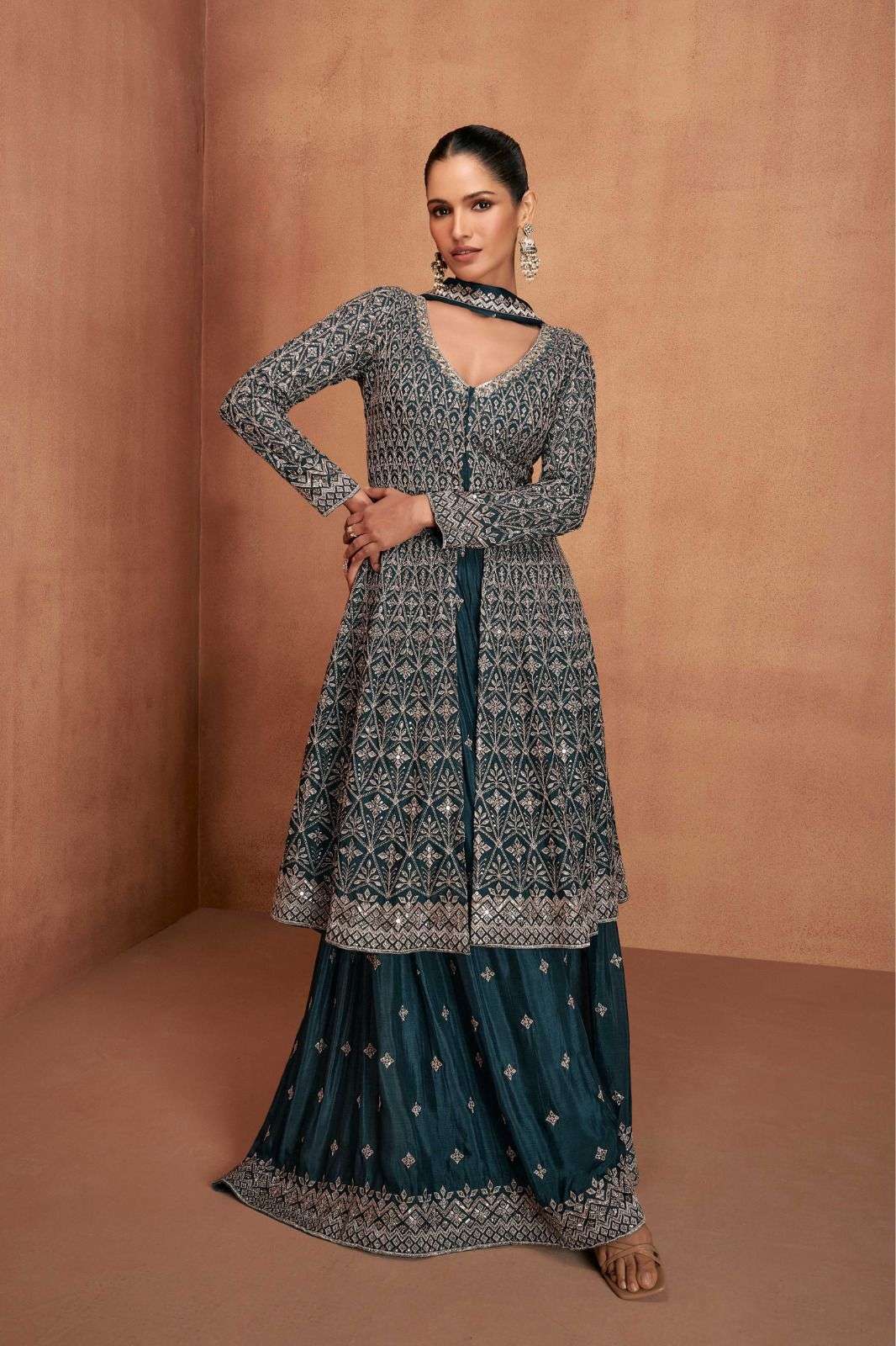 GULKAYRA DESIGNER VIANA 7479 COLORS PARTYWEAR COLLECTION BEST RATE DEALER 