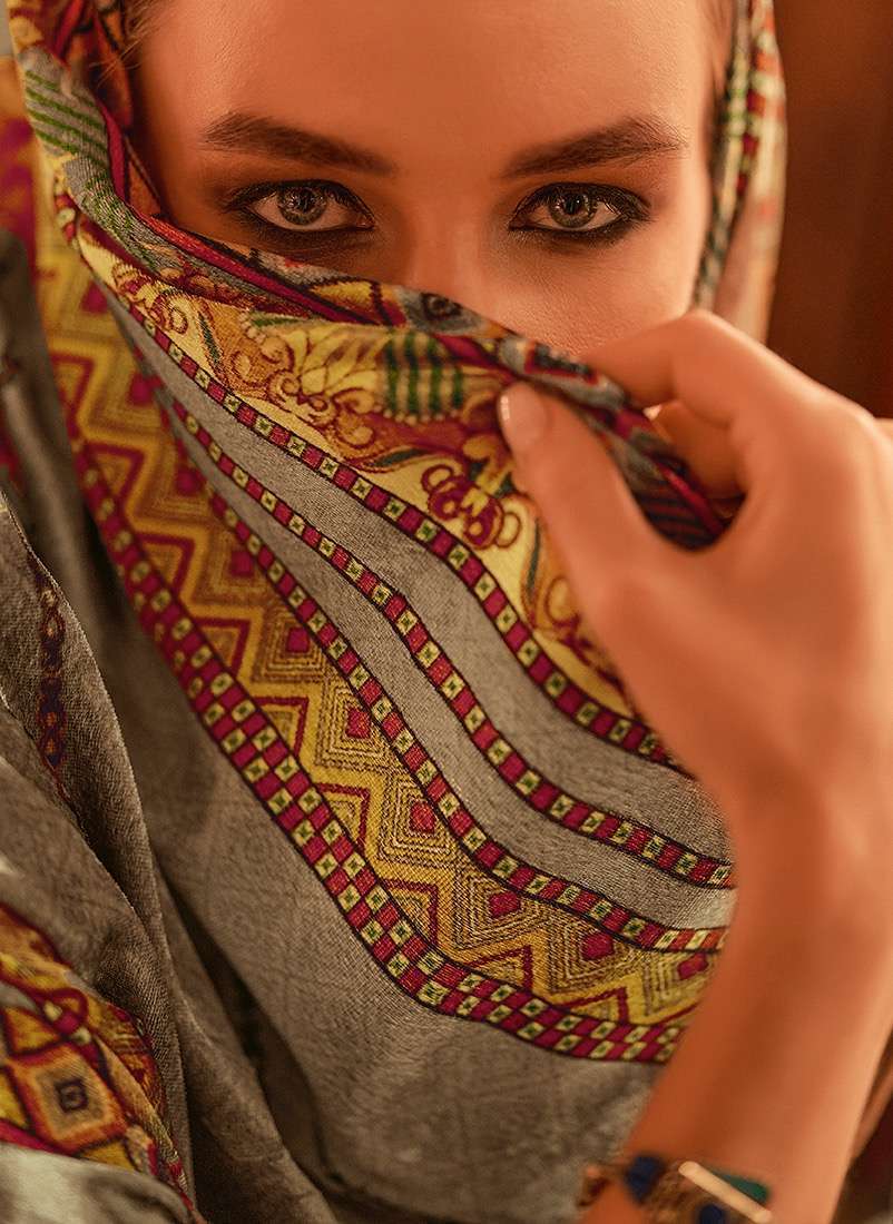 AIQA THE NEW VINTAGE WINTER WEAR VELVET SUIT COLLECTION BEST RATE 2025