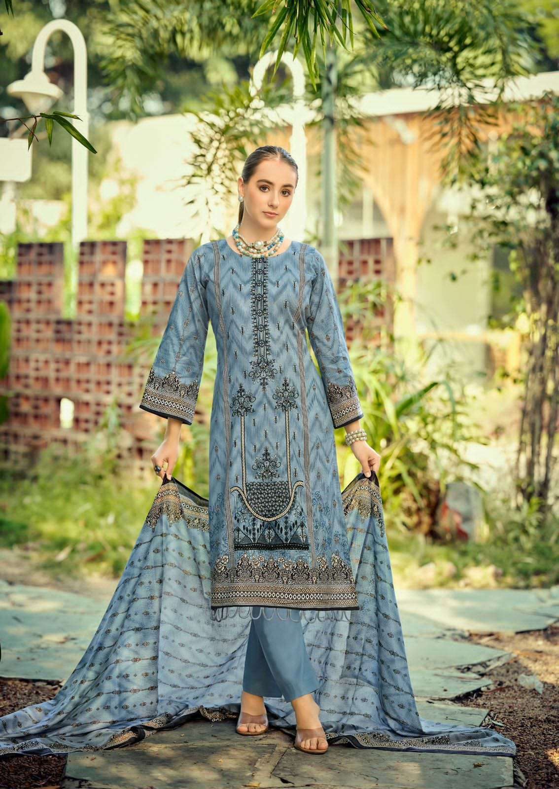 ISHAAL EMBROIDERED VOL 17 PURE LAWN SUIT CATALOGUE BEST RATE 