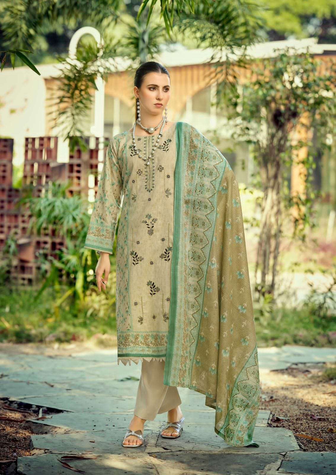 ISHAAL EMBROIDERED VOL 17 PURE LAWN SUIT CATALOGUE BEST RATE 