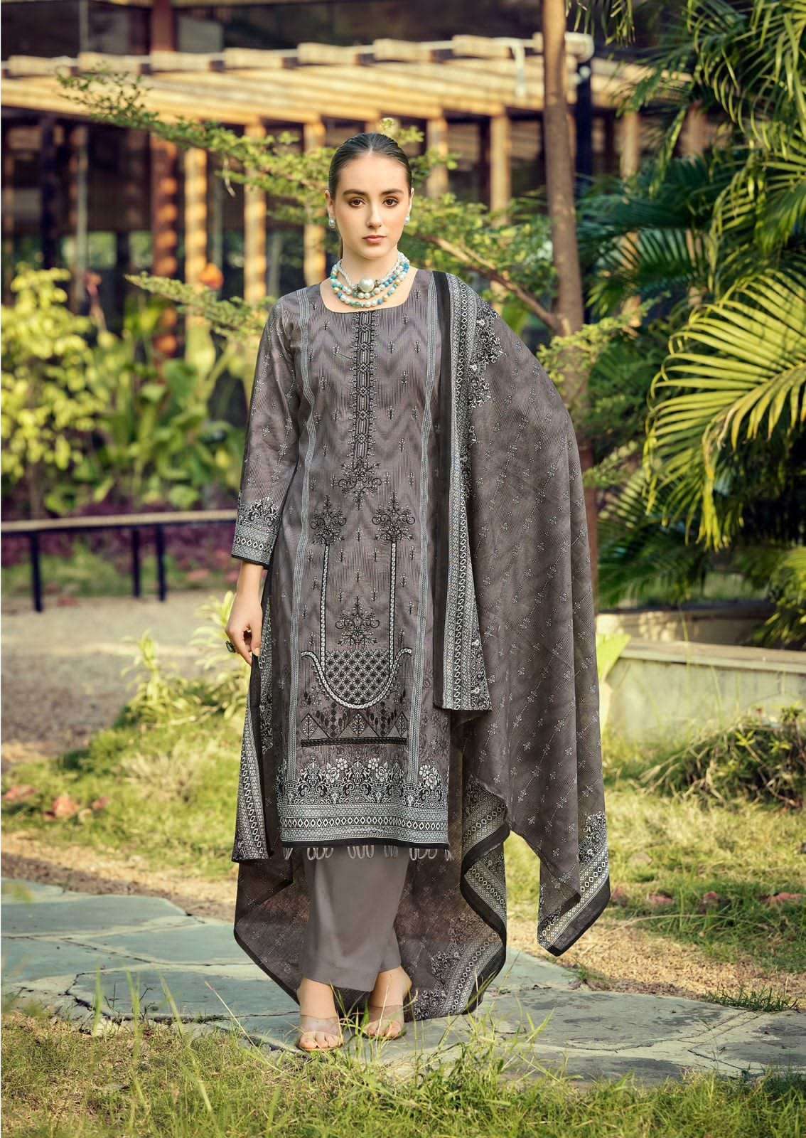 ISHAAL EMBROIDERED VOL 17 PURE LAWN SUIT CATALOGUE BEST RATE 