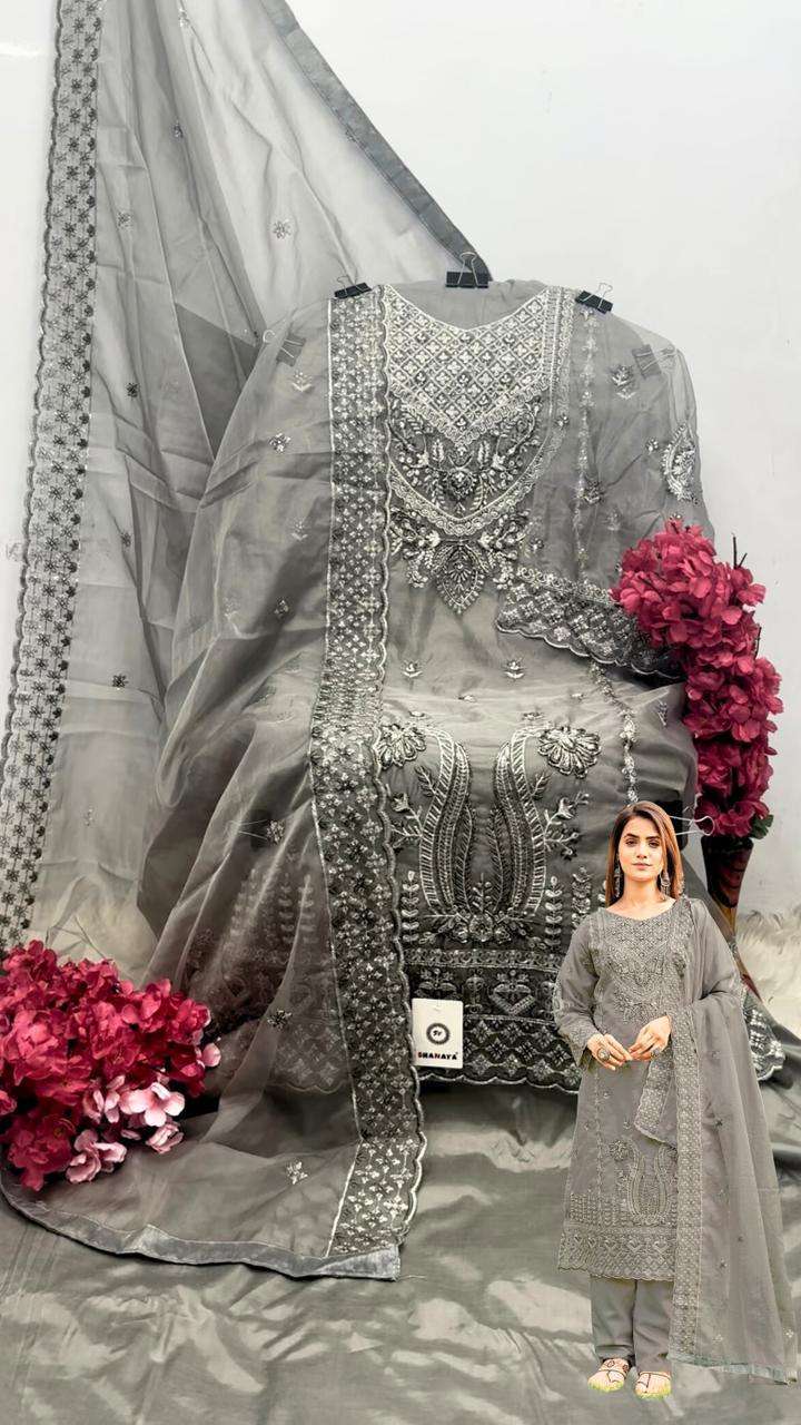 SHANAYA S 224 COLORS PAKISTANI DESIGNER ORGANZA SUIT WHOLESALER IN SURAT 